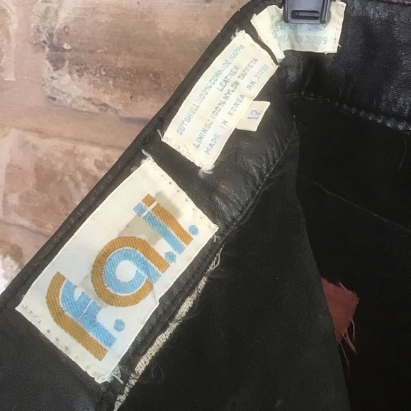 F.A.I. VINTAGE Woman’s Black High Waist Rise Leather Pants 12 - Picture 4 of 6